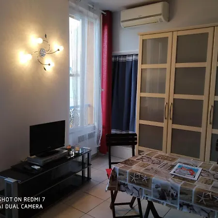 Studio Lumineux Et Confortable Apartamento *